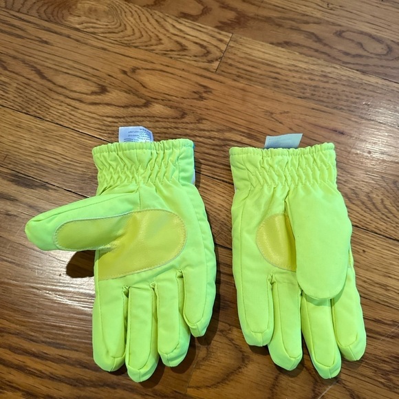 Freezy Freakies Kids Gloves Size Medium 8-10 - Picture 9 of 11